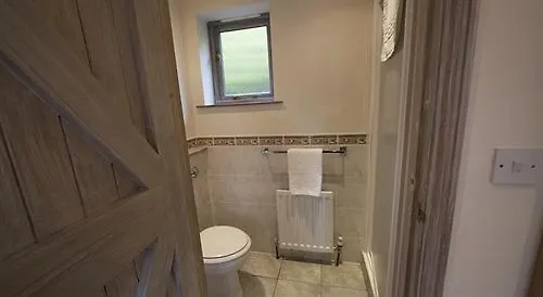 The Live And Let Live Hotel Hitchin